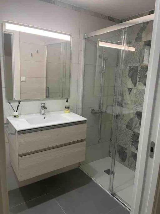 Apartament Bright Flat With View To The Castle And The Museum Alicante Zewnętrze zdjęcie